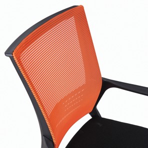 Кресло Brabix Balance MG-320 (с подлокотниками, комбинированное черное/оранжевое) в Новосибирске - предосмотр 3
