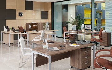 Комплект офисной мебели Xten S 1 - один стол с приставным брифингом в Новосибирске - предосмотр